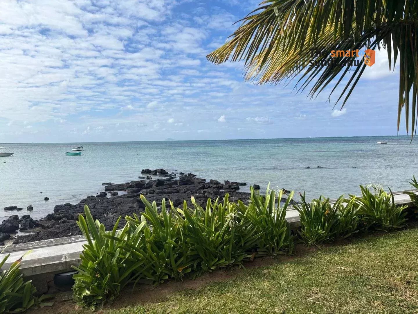 For Sale – Stunning Furnished Seafront Penthouse