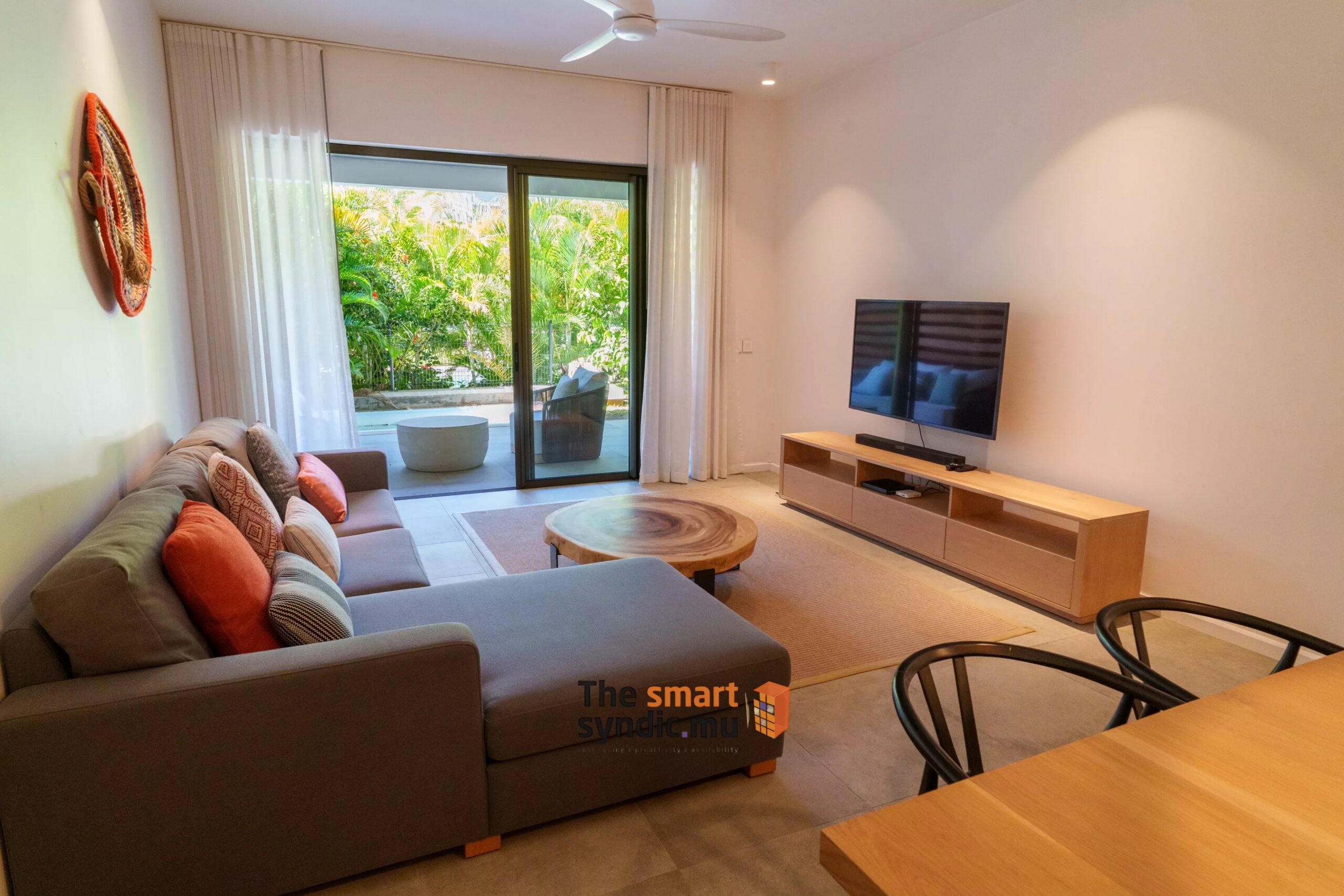 Beautiful furnished apartment in Grand Bay, 2 bedrooms